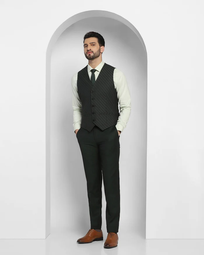 Luxe Three Piece Green Solid Formal Suit - Cyprus - Image 8